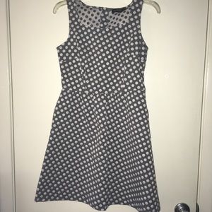 Polka dot gray/white dress. Great find!